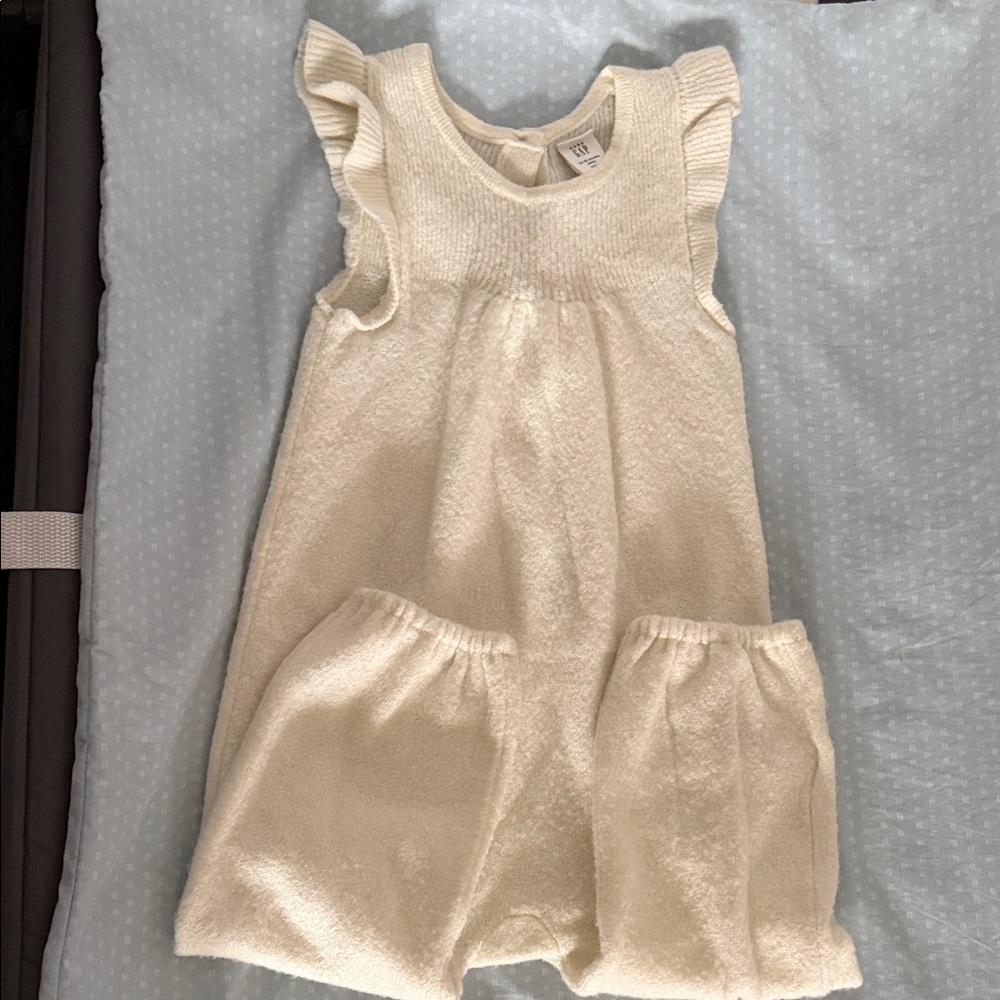 GAP Cream Ruffle Sleeve One-Piece Bodysuit